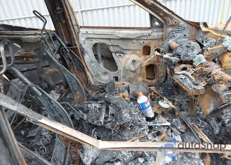 2017 Nissan Pathfinder Sv из США, поврежденный, VIN 5N1DR2MM2HC683647